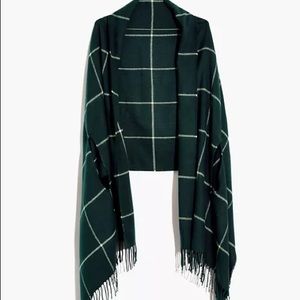Madewell windowpane cape scarf 🧣✨❤️